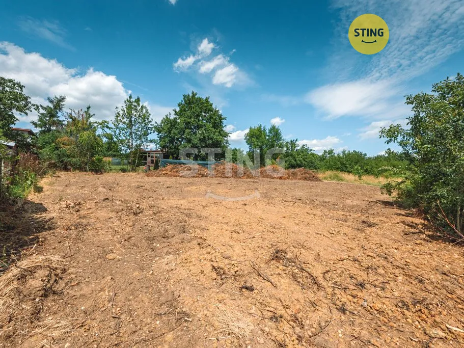 Prodej stavebního pozemku 552 m²